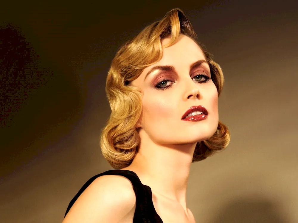 Makeup for the 20th century