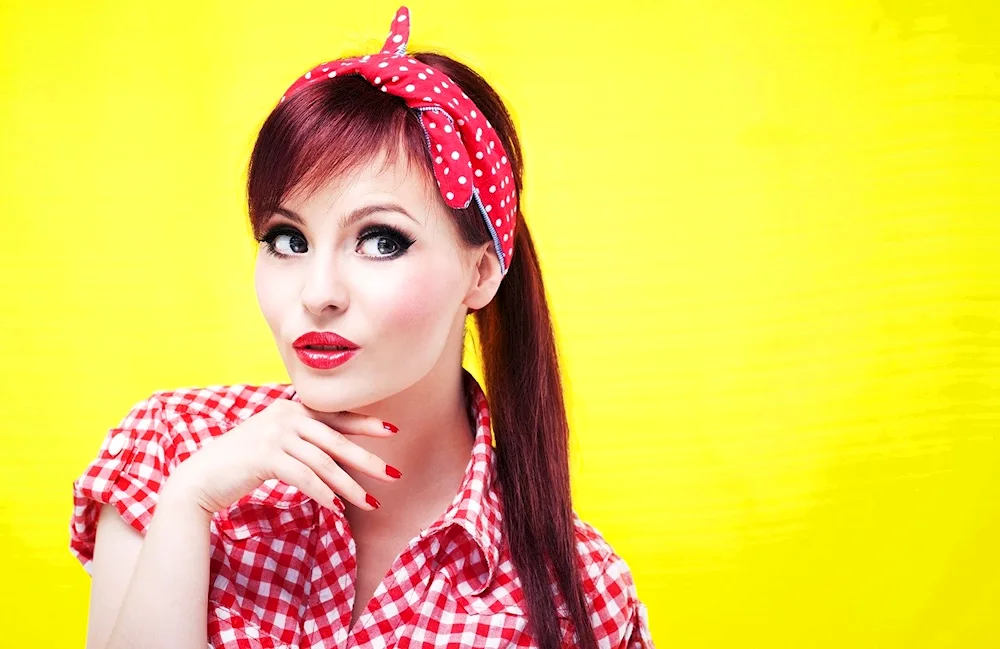 Makeup in Stilyagi style