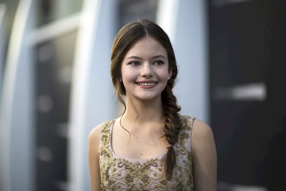 Mackenzie Foy.