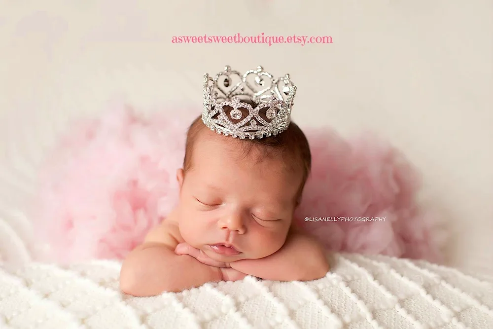 Little girl with crown
