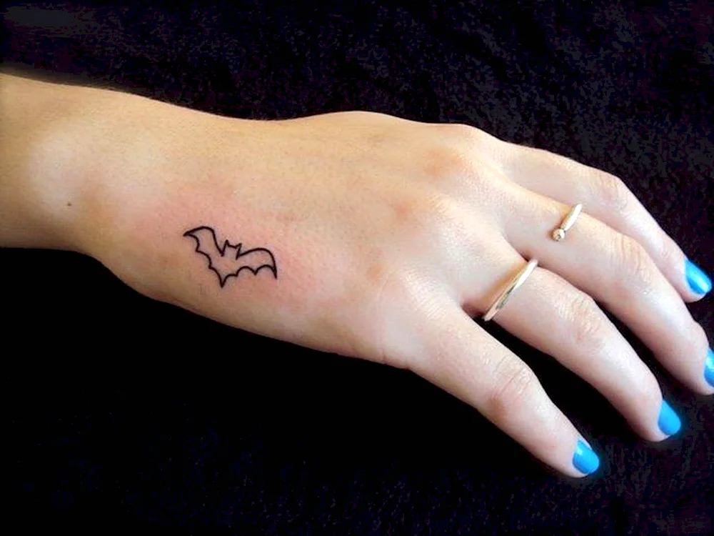 Mehndi Self Tattoos