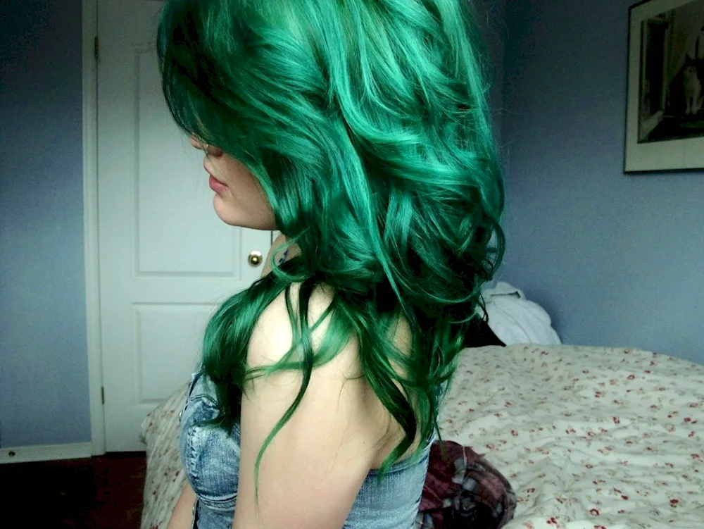 Manic Panic dye green