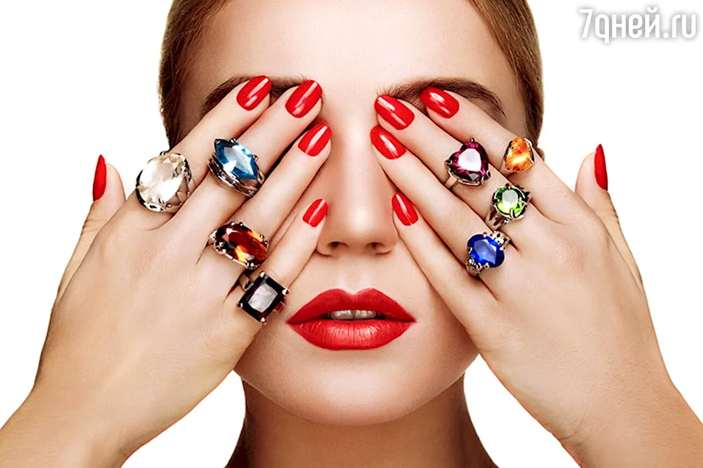 Cartoon nail art