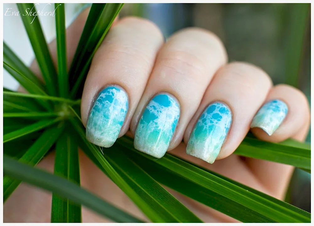 Sea manicure