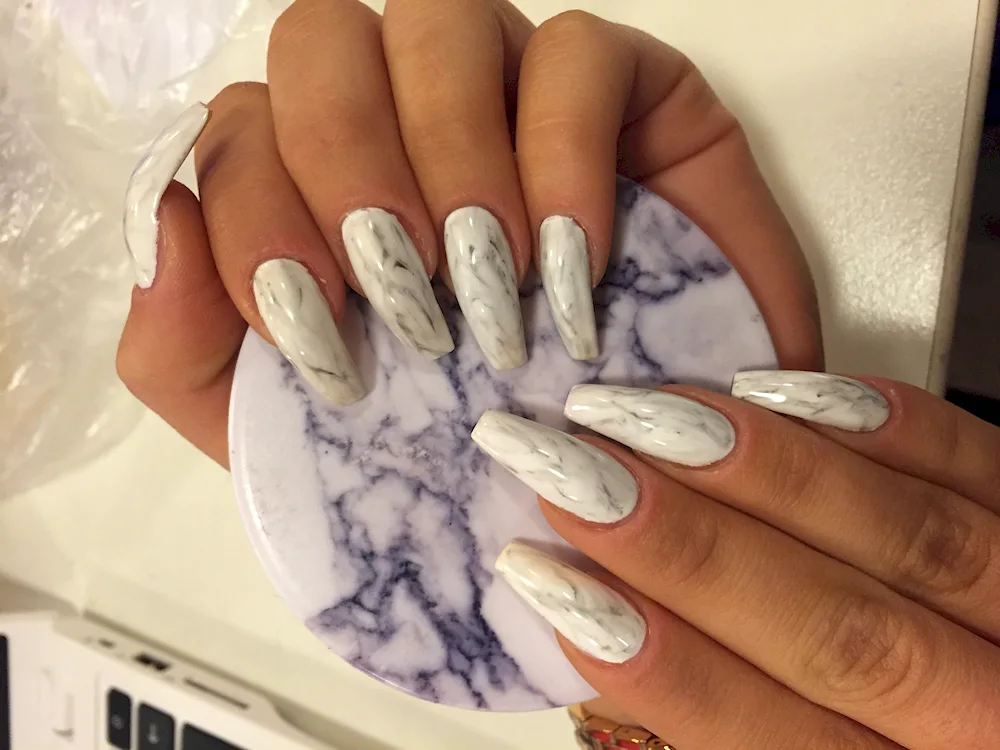 Marble Stone manicure