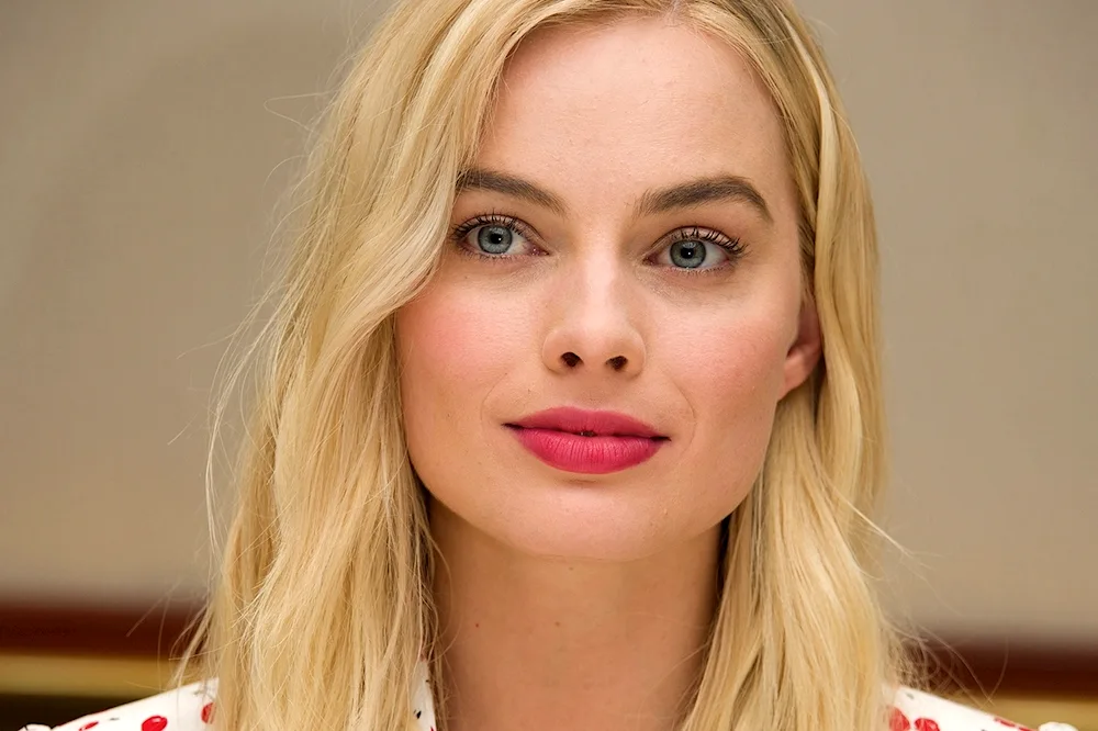 Margo Robbie