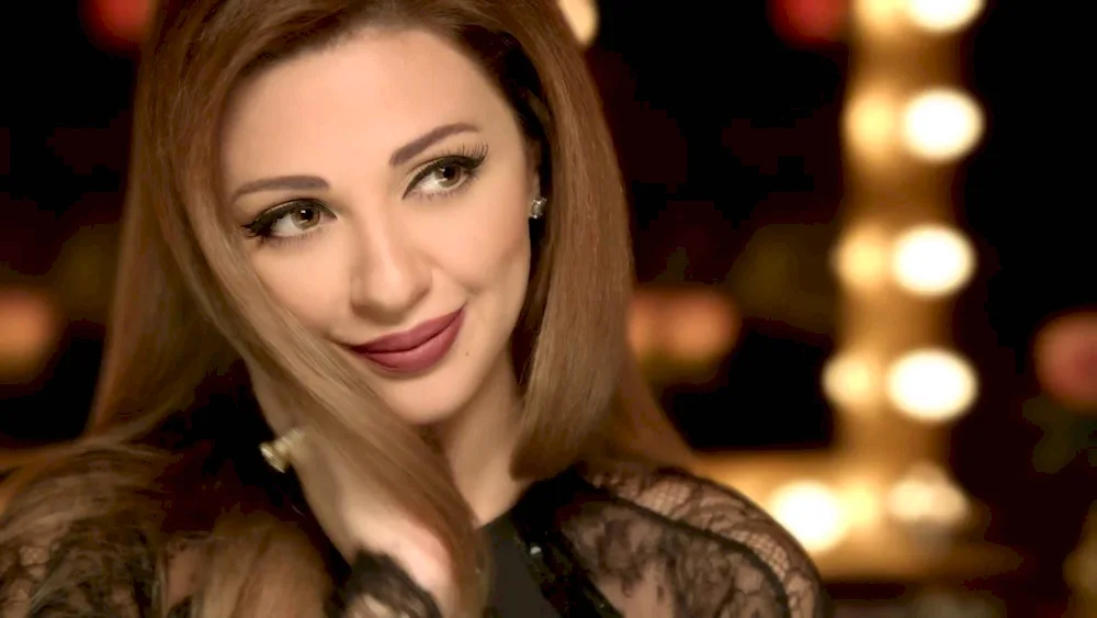 Miriam Fares