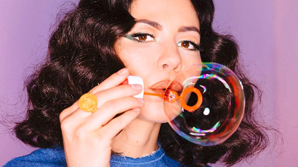 Marina Diamandis