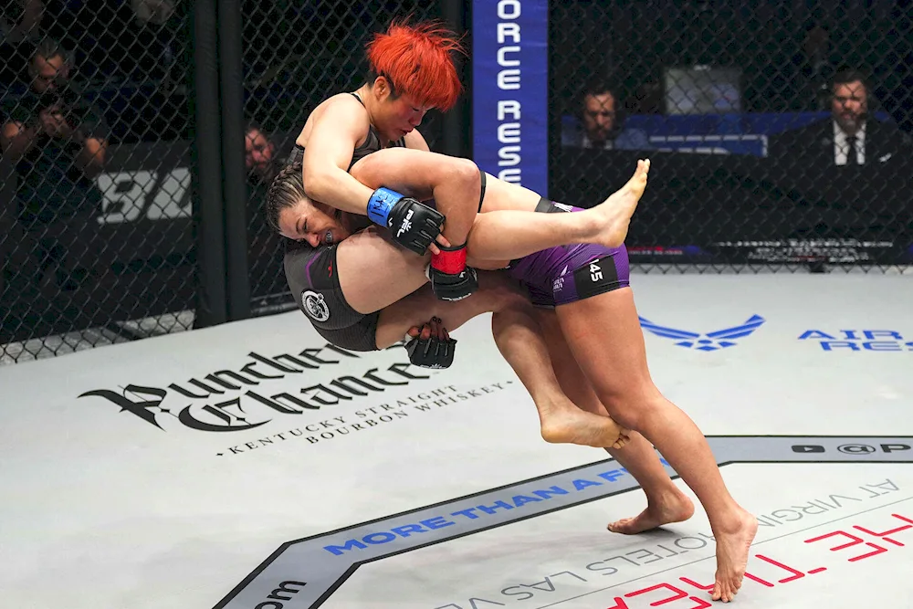 MMA women