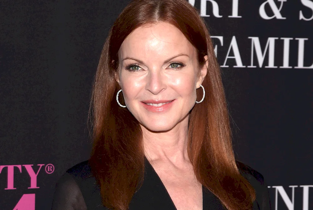 Marcia cross