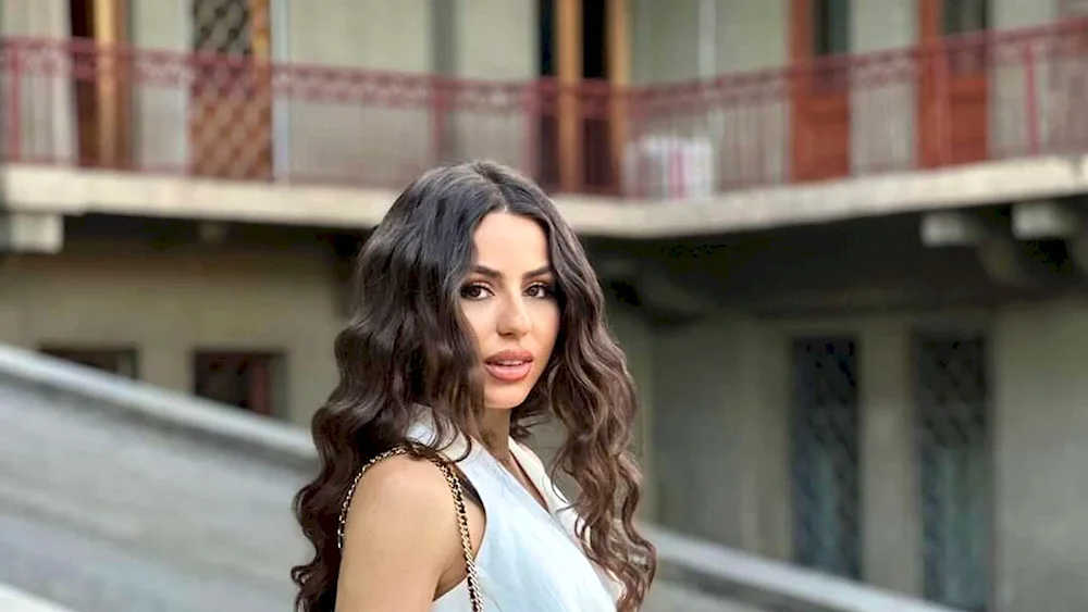 Masha Mnjoyan voice of Armenia