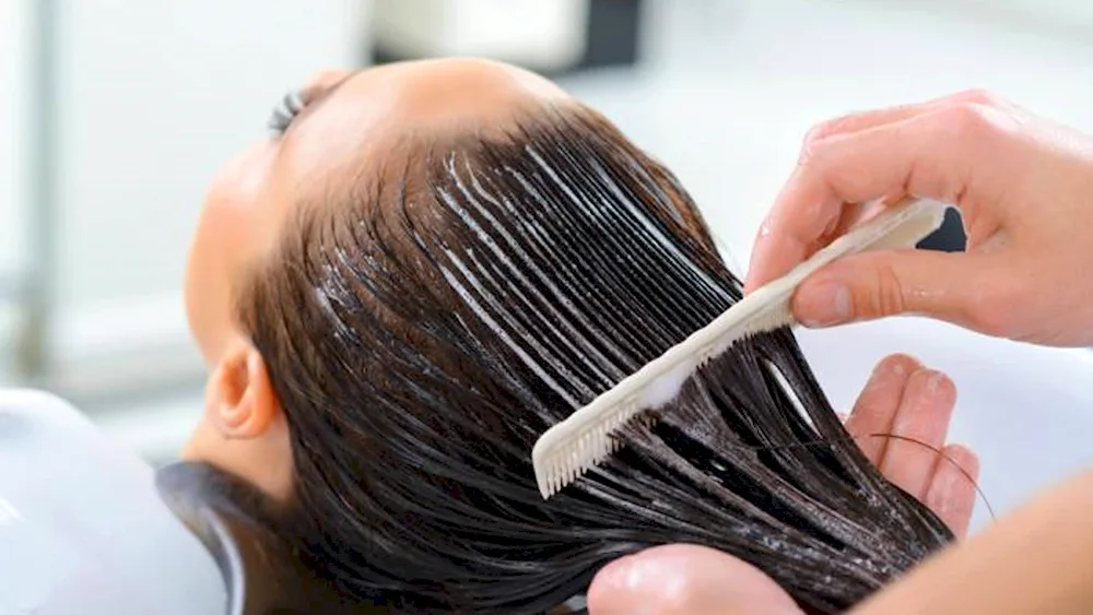 Keratin straightening