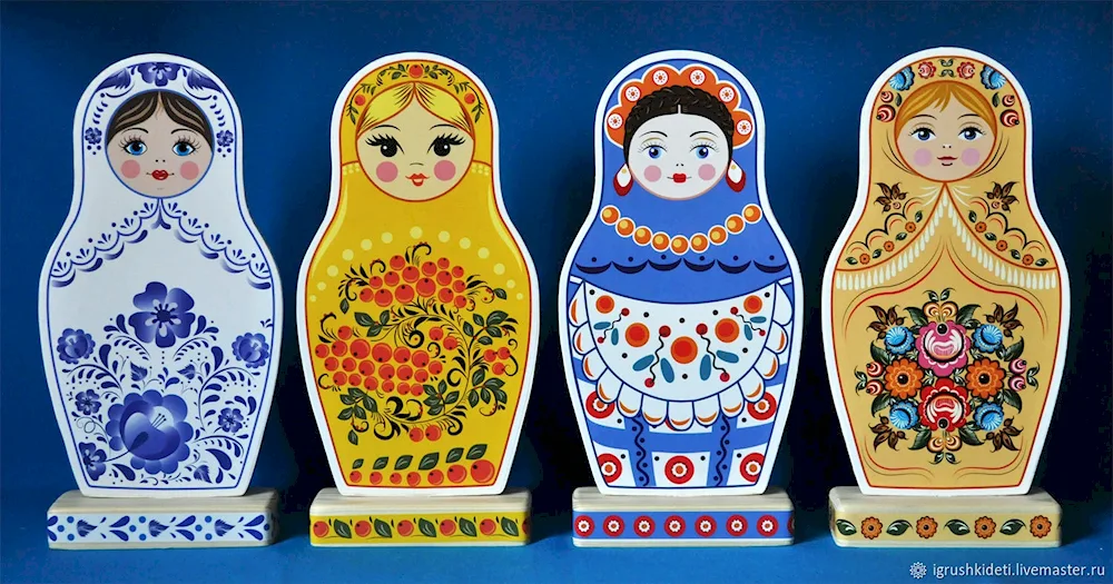 Matryoshka Gorodets painting