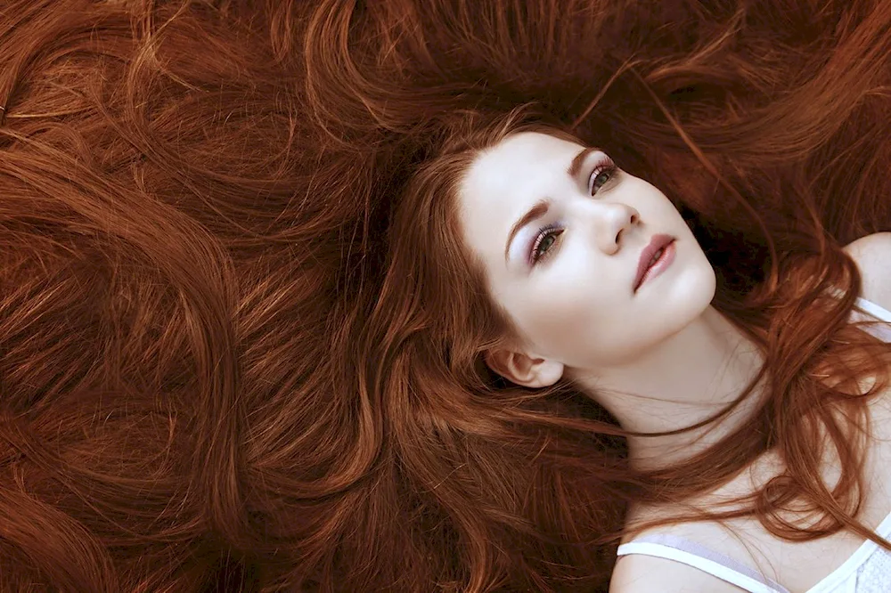Toning hair into a red shade
