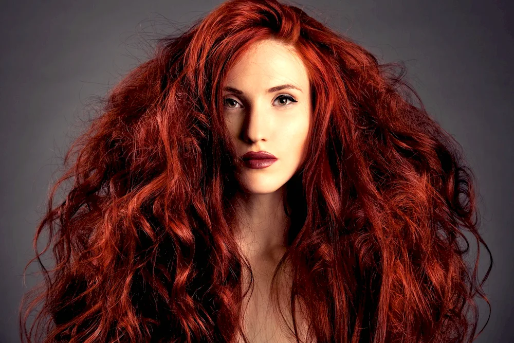 Estel fiery red