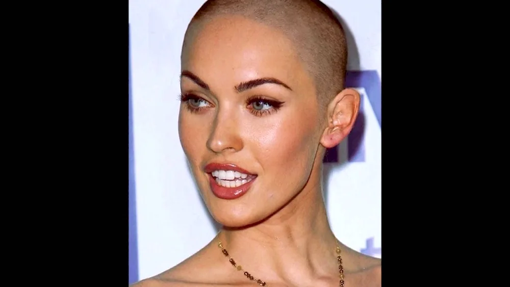 Megan Fox bald