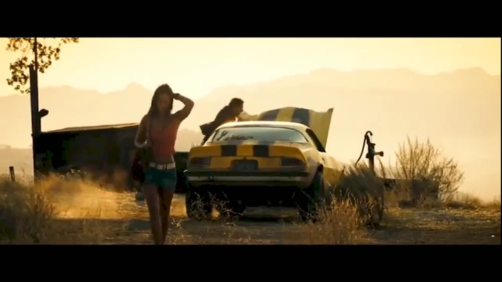Michaela Baines Transformers 2007