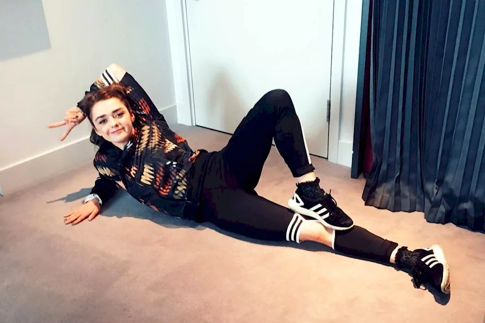 Maisie Williams 2021