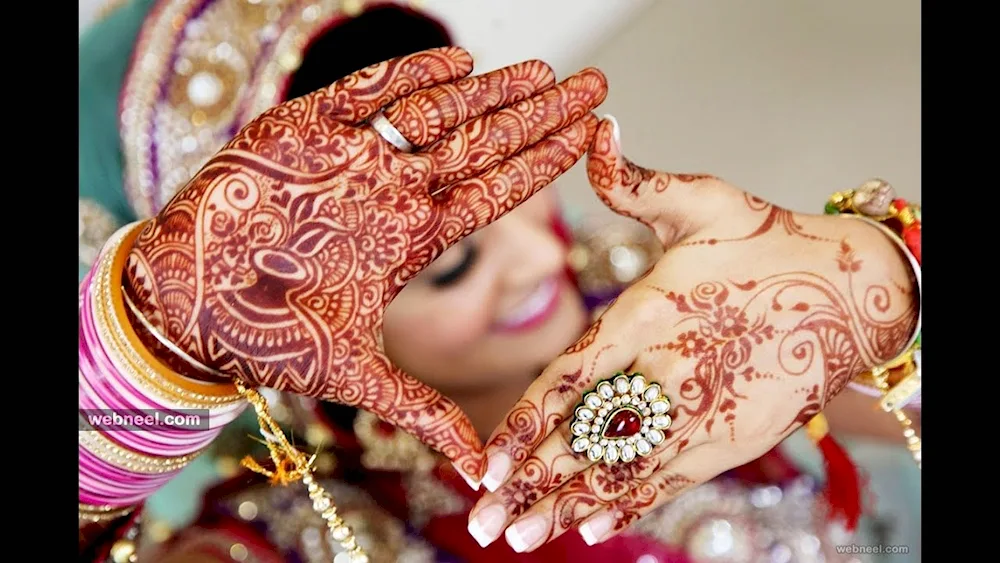 Henna henna painting. mehendi