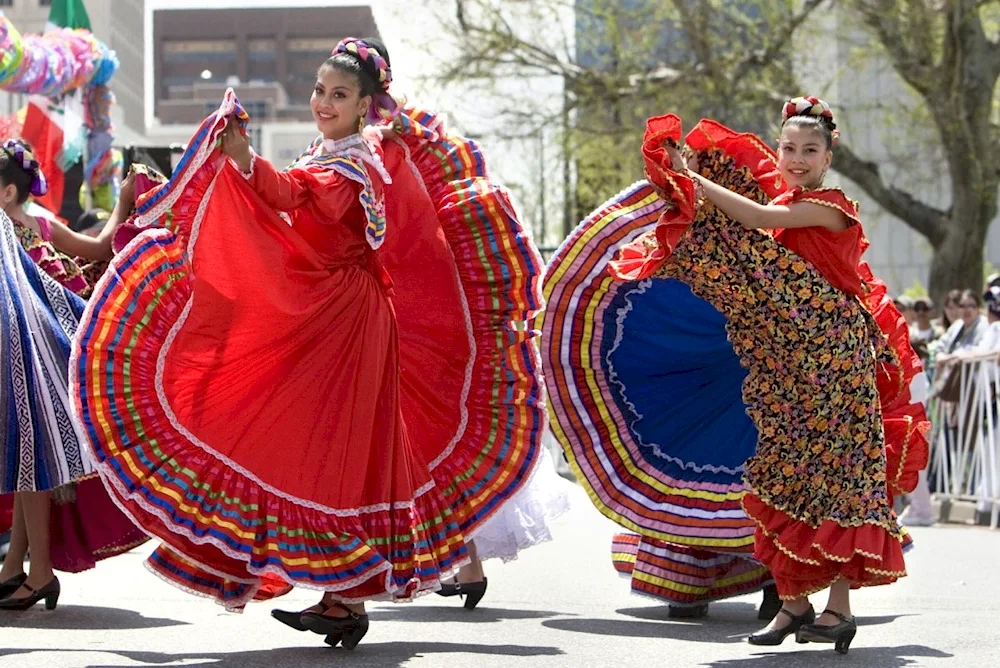 Mexico traditional clothing