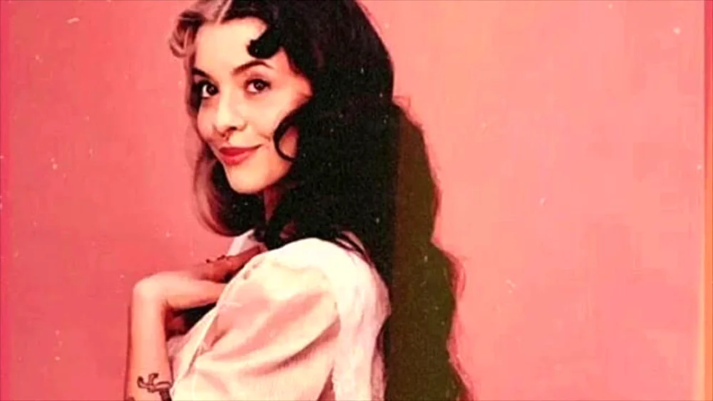 Melanie Martinez wallpaper
