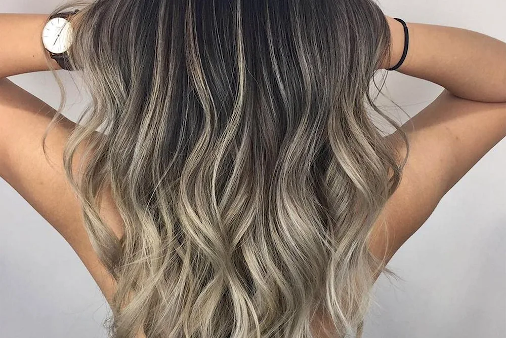 Balayage colouring