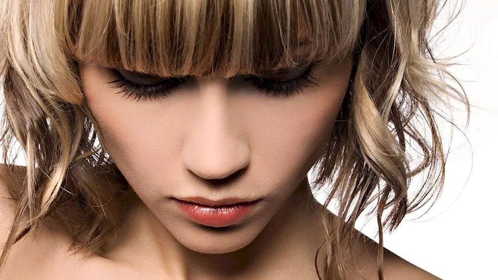 Girls' hairstyles
