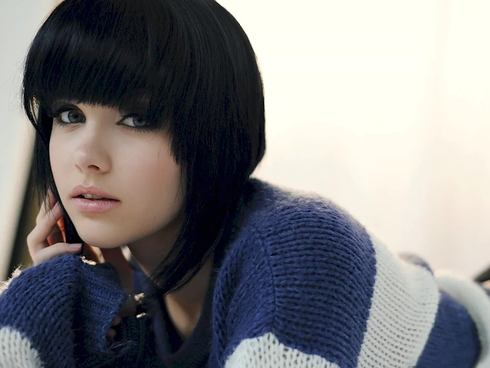 Beautiful brunettes