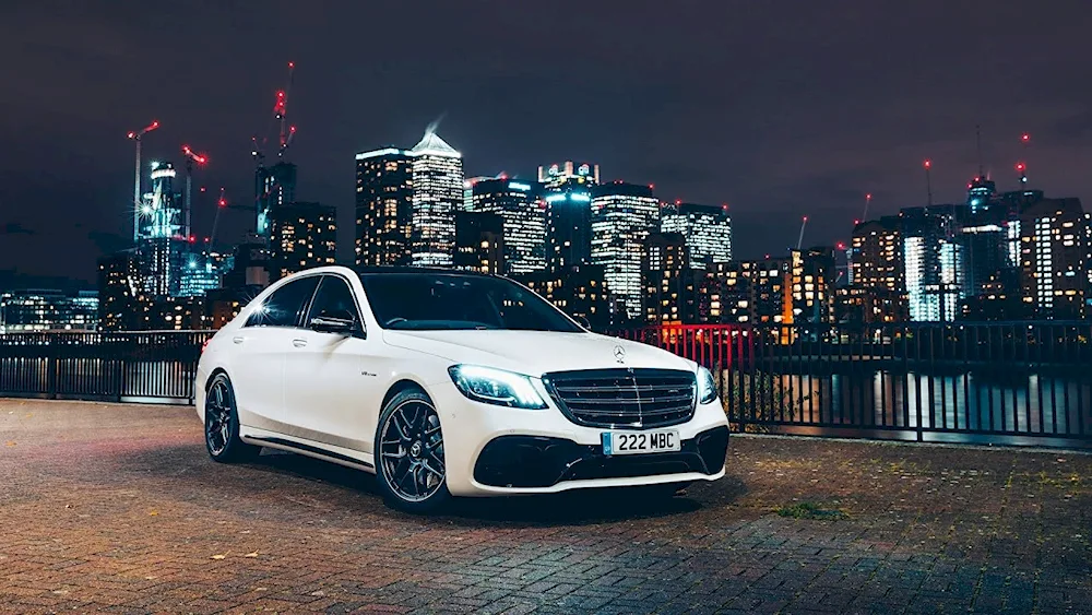 Mercedes Benz s63 AMG