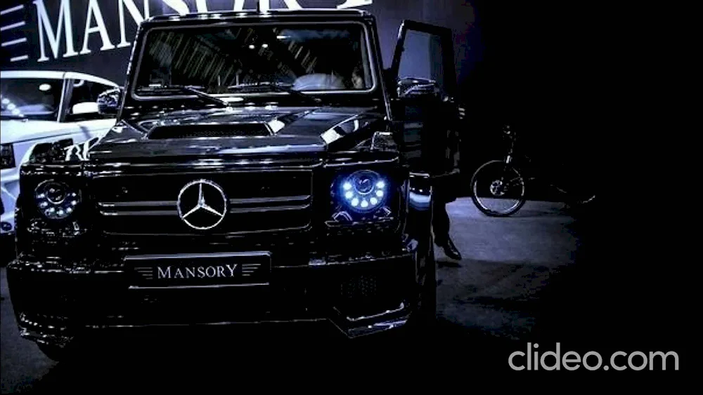 Mercedes- Benz g65 Mansory Kokorina