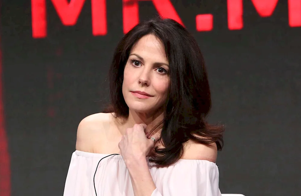 Mary Louise Parker