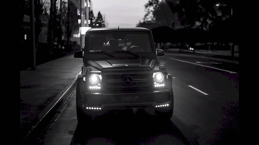 Mercedes Gelendwagen black