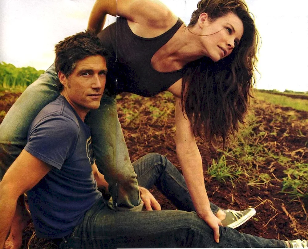 Matthew Fox and Evangeline Lilly