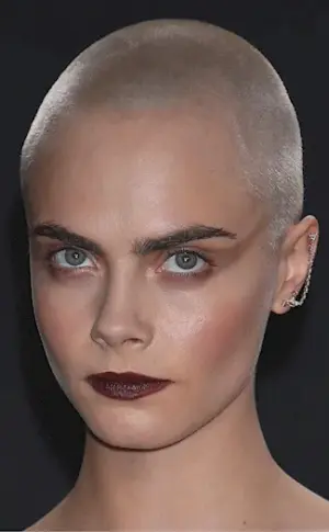 Mia Boyko got a bald haircut