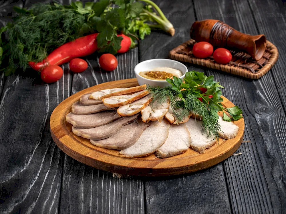 Frozen frozen beef tongue