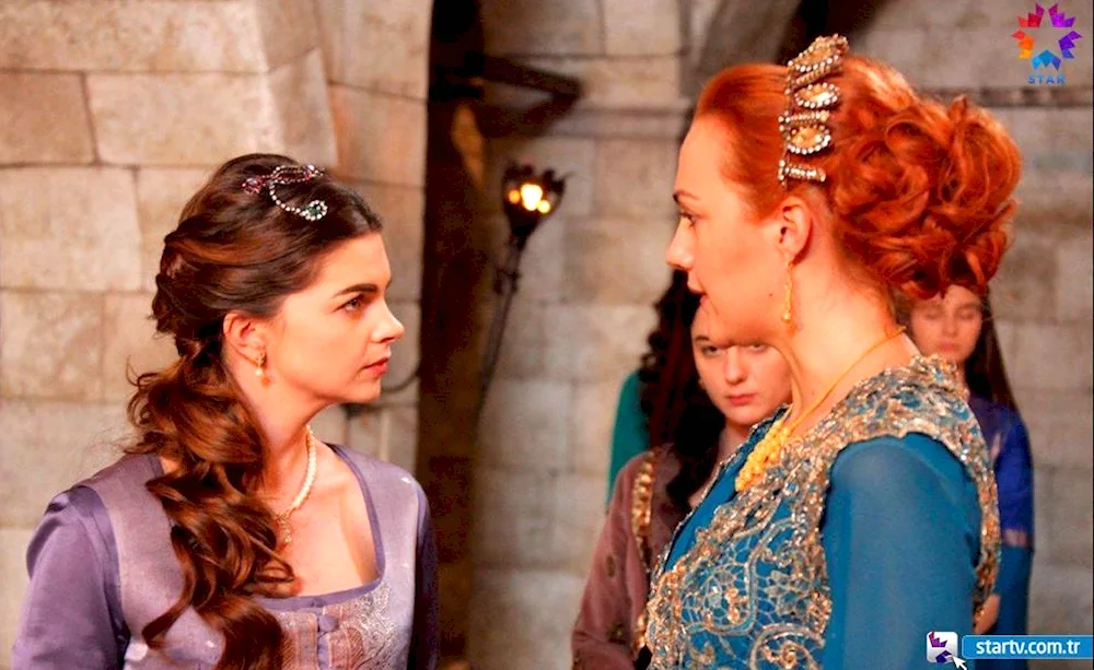 Mihrimah Sultan gorgeous eyelid