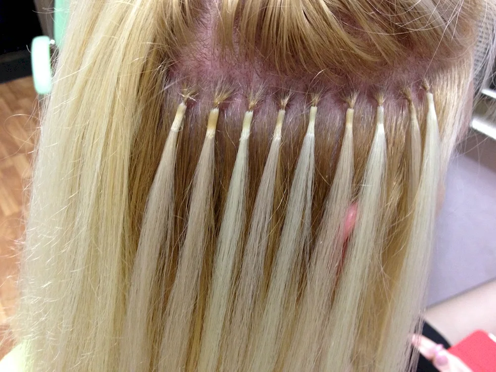 Micro capsule hair extensions for short hair