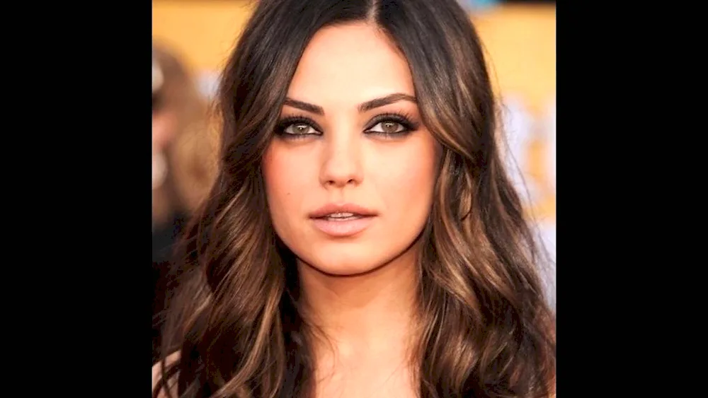 Mila Kunis hair colour