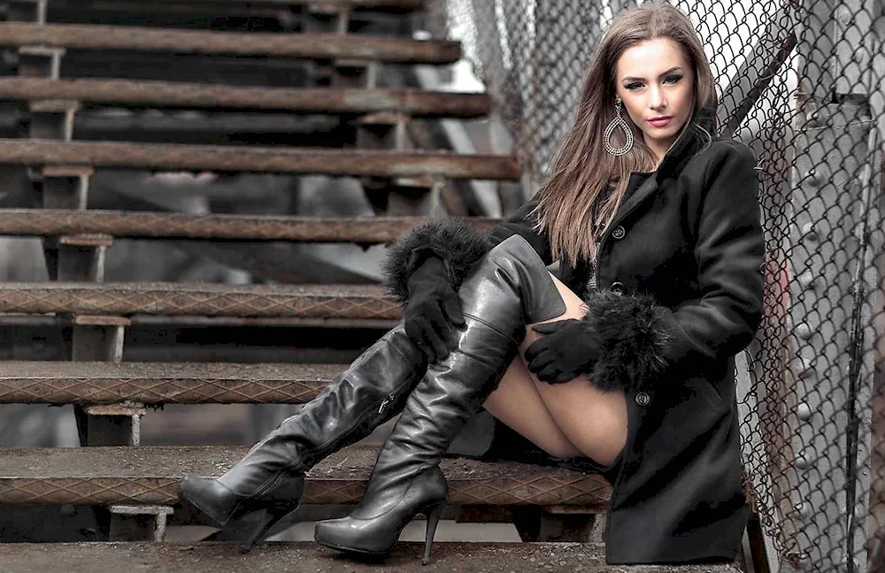 Mila Sivatskaya in high boots