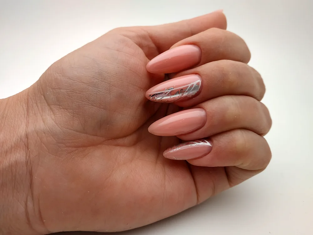 Matte nude almond 2
