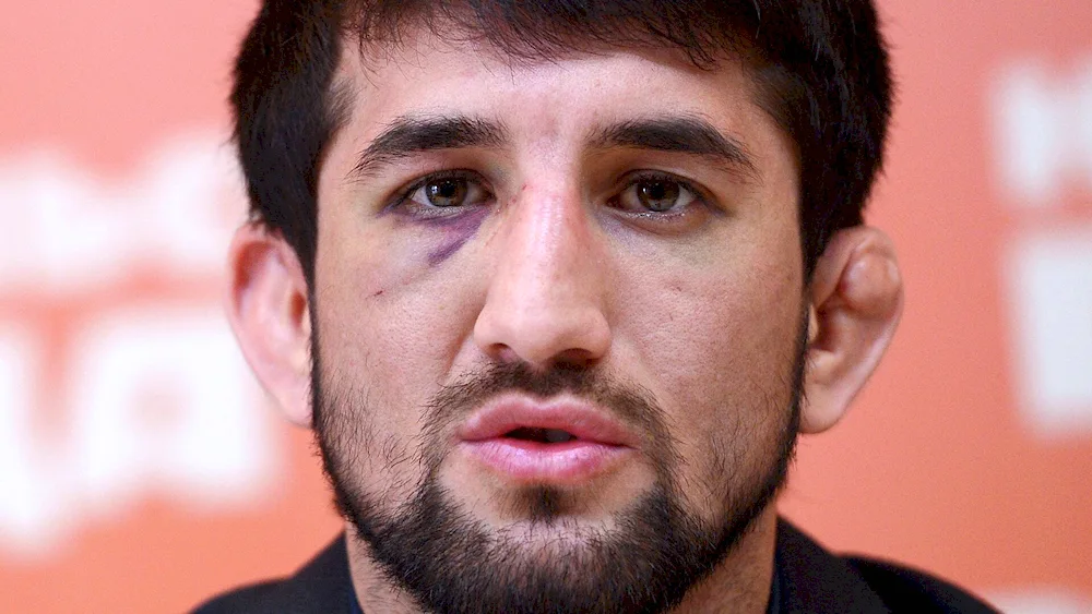 Muslim yigitlar