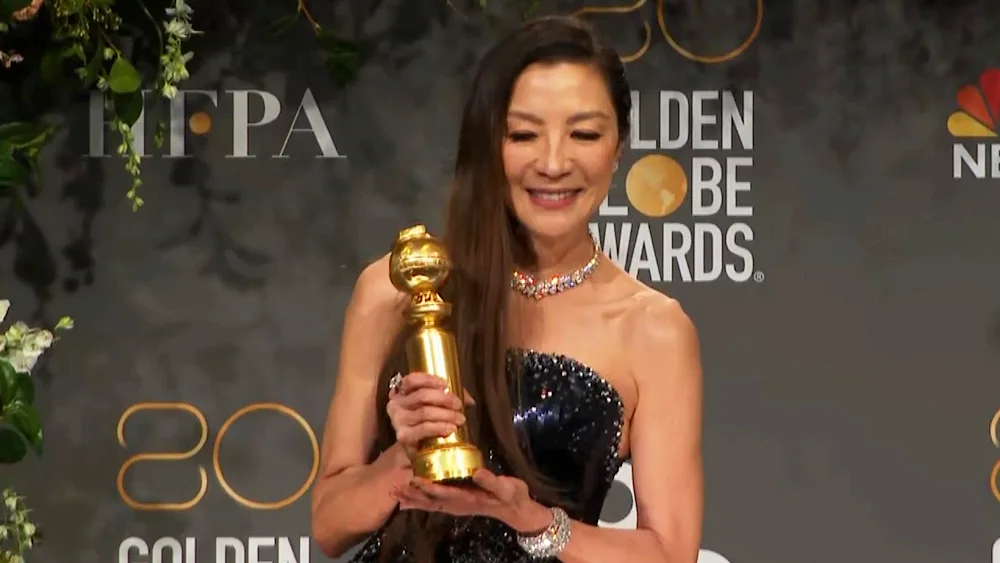 Michelle Yeoh Golden Globe 2023