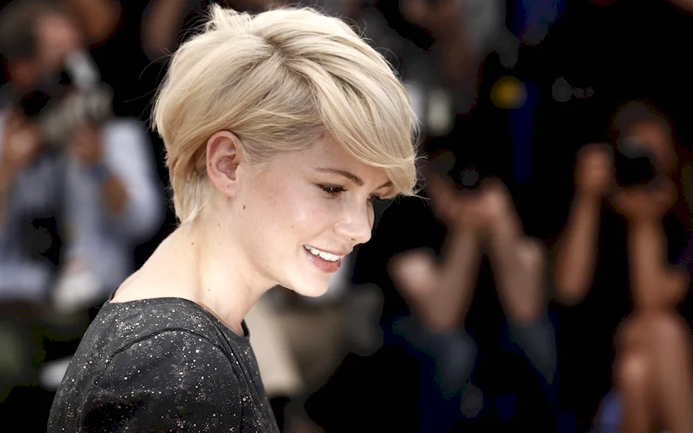 Pixie haircut- Bob for short hair