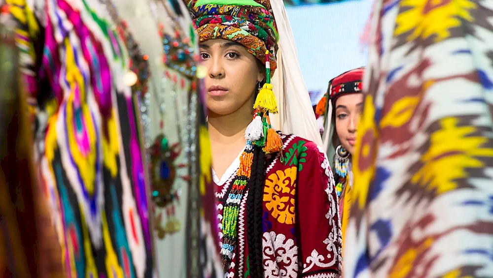 Uzbekistan fashion