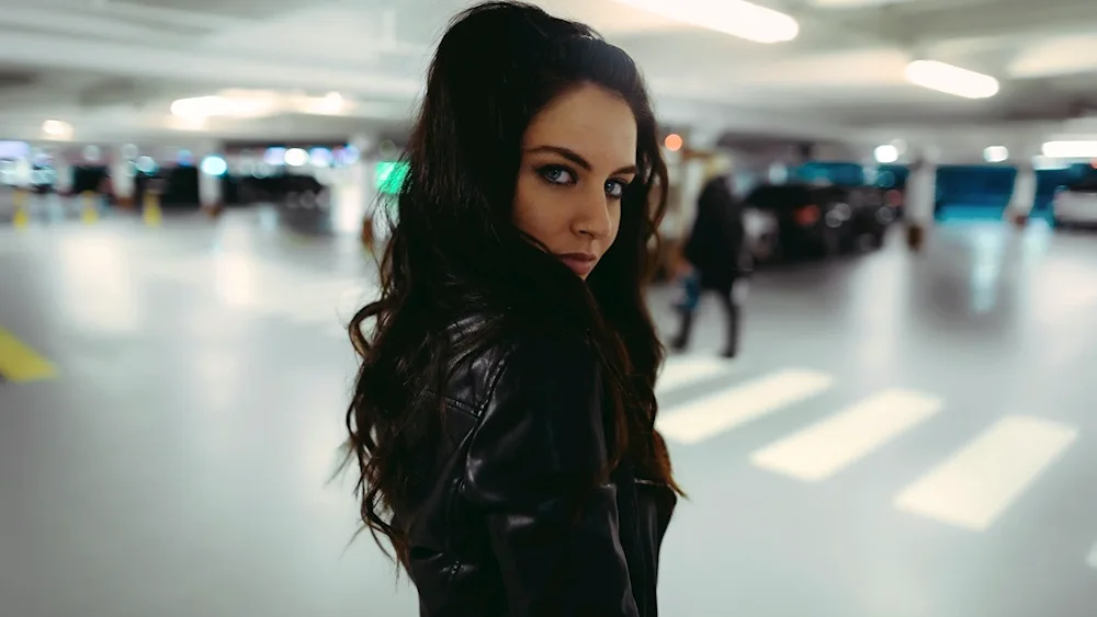 Model Aurela Skandaj