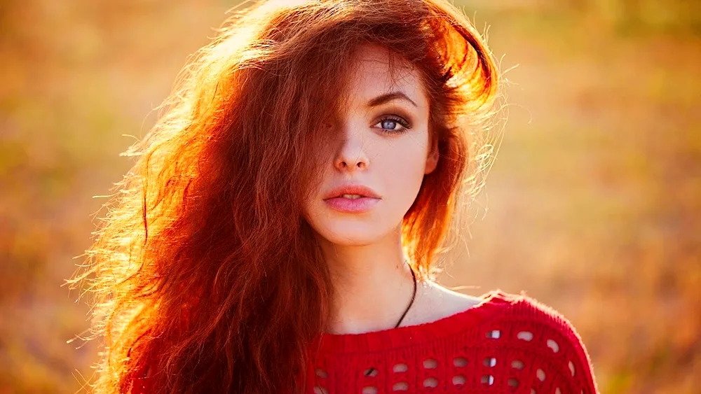 Model Katrin Kühn red hair.