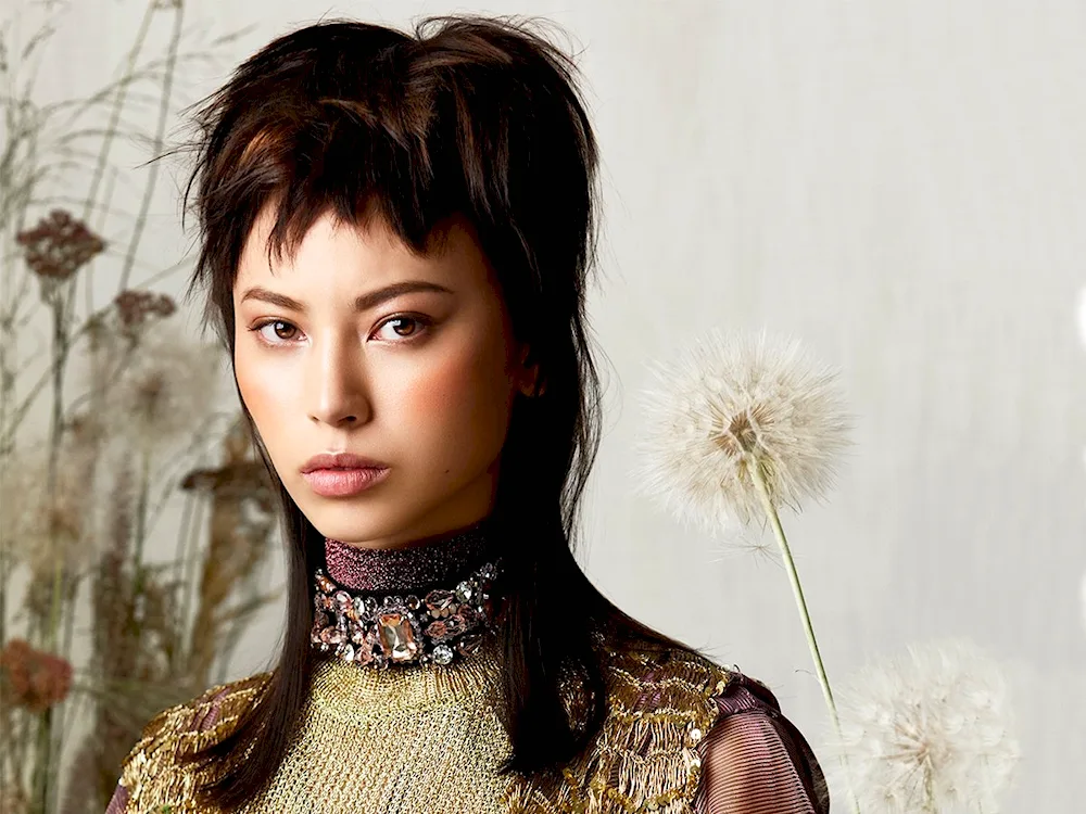 Full girls with short haircut Aesthetics