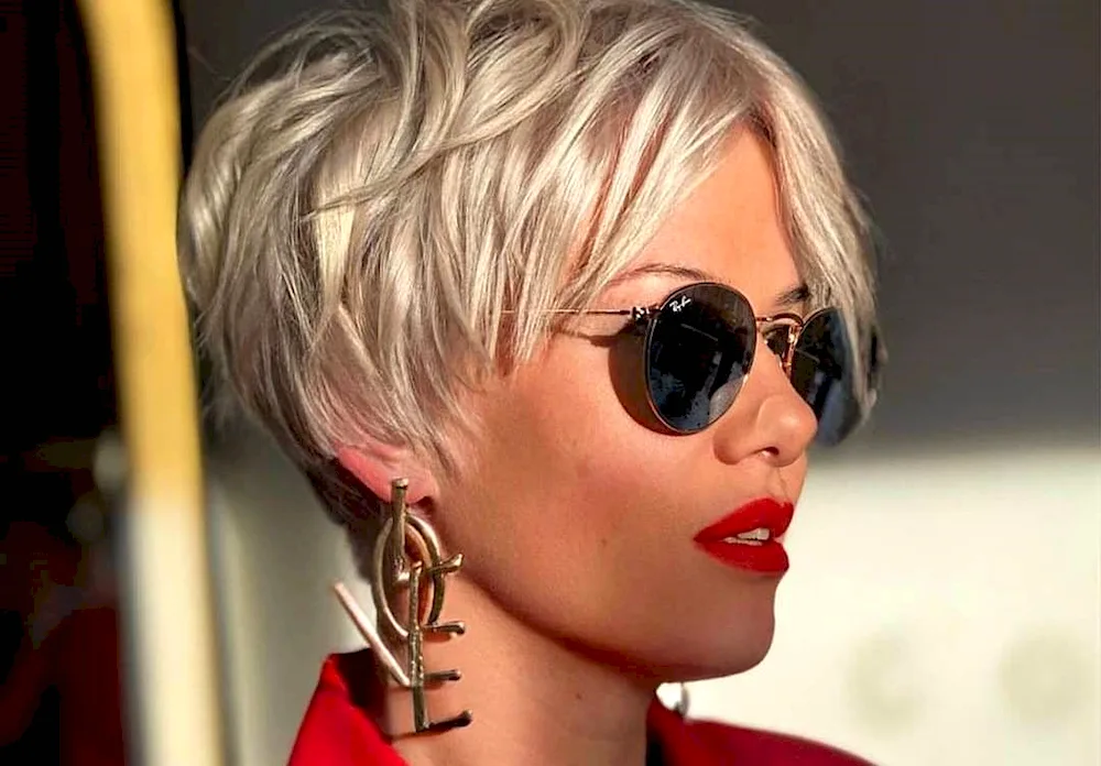 Pixie Kalmanovich