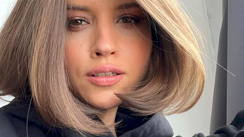 Fashionable haircuts summer 2022 women's haircuts