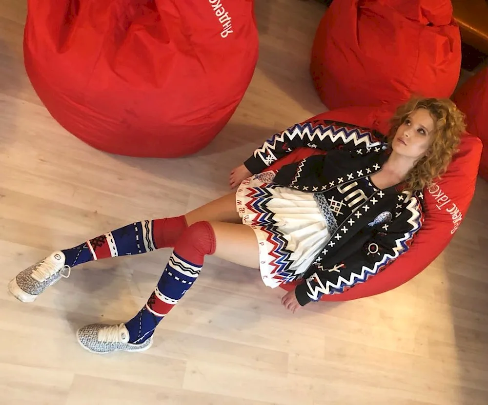 Monetochka singer